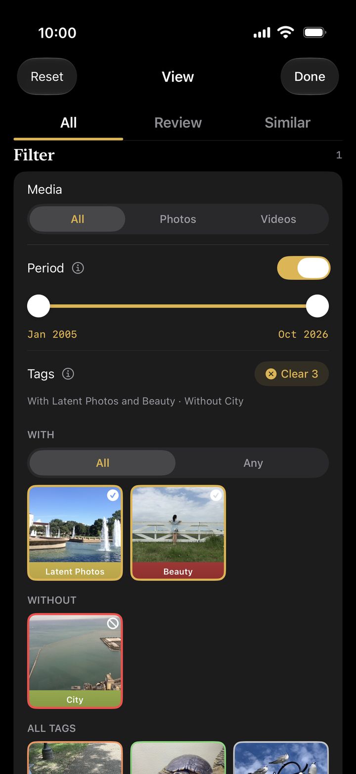 The View page's filter: media, a period slider, and tags to include or exclude.